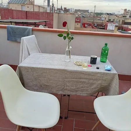 Un Apartamento En Alquiler *